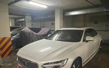 Volvo S90 II рестайлинг, 2021 год, 4 950 000 рублей, 2 фотография