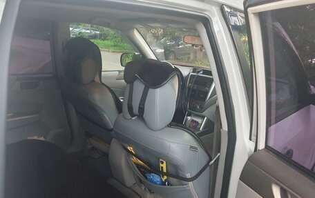 Subaru Forester, 2010 год, 990 000 рублей, 11 фотография