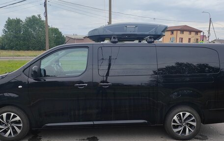Peugeot Traveller I, 2021 год, 2 960 000 рублей, 2 фотография