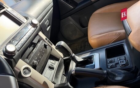 Toyota Land Cruiser Prado 150 рестайлинг 2, 2013 год, 2 750 000 рублей, 6 фотография