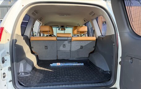 Toyota Land Cruiser Prado 150 рестайлинг 2, 2013 год, 2 750 000 рублей, 8 фотография