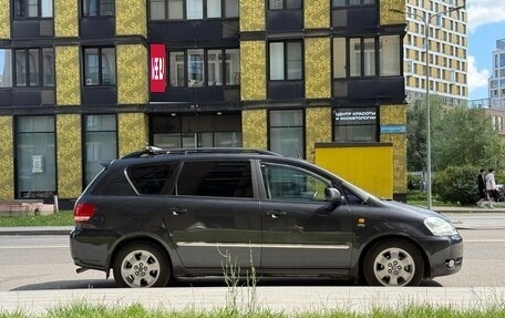 Toyota Avensis Verso I рестайлинг, 2002 год, 900 000 рублей, 7 фотография