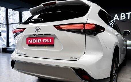 Toyota Highlander, 2025 год, 5 350 000 рублей, 8 фотография