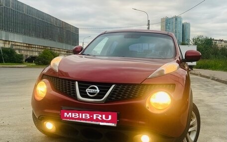 Nissan Juke II, 2013 год, 820 000 рублей, 13 фотография