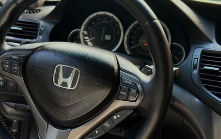 Honda Accord VIII рестайлинг, 2011 год, 1 100 000 рублей, 24 фотография