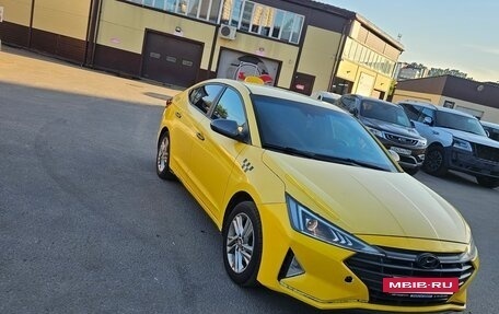 Hyundai Elantra VI рестайлинг, 2019 год, 950 000 рублей, 2 фотография