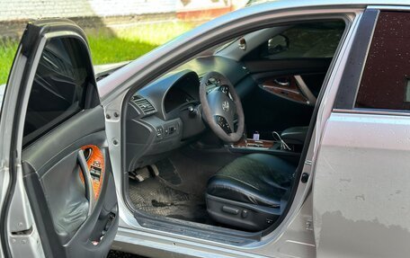 Toyota Camry, 2009 год, 1 200 000 рублей, 12 фотография