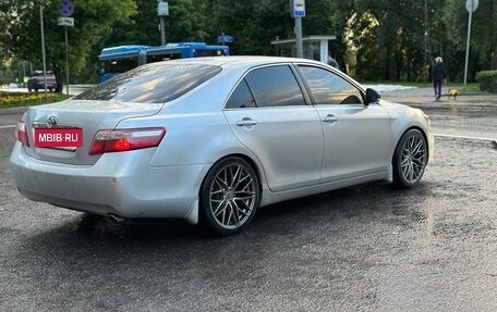 Toyota Camry, 2009 год, 1 200 000 рублей, 4 фотография