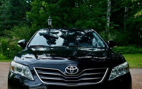 Toyota Camry, 2010 год, 1 040 000 рублей, 5 фотография