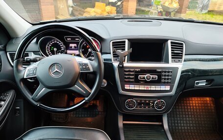 Mercedes-Benz GL-Класс, 2013 год, 3 000 000 рублей, 15 фотография