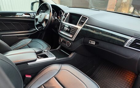 Mercedes-Benz GL-Класс, 2013 год, 3 000 000 рублей, 22 фотография