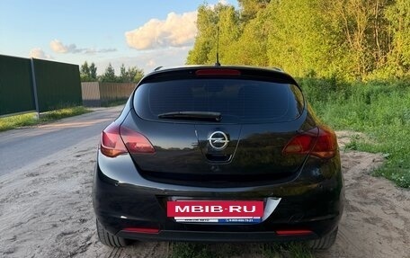 Opel Astra J, 2010 год, 560 000 рублей, 5 фотография