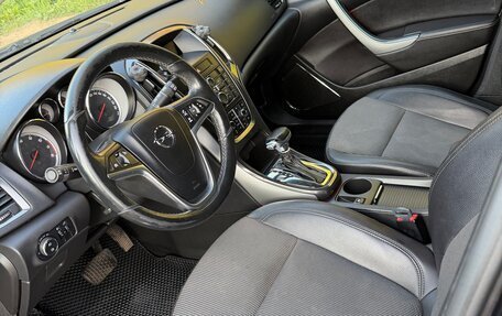 Opel Astra J, 2010 год, 560 000 рублей, 11 фотография