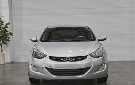 Hyundai Elantra V, 2011 год, 650 000 рублей, 2 фотография