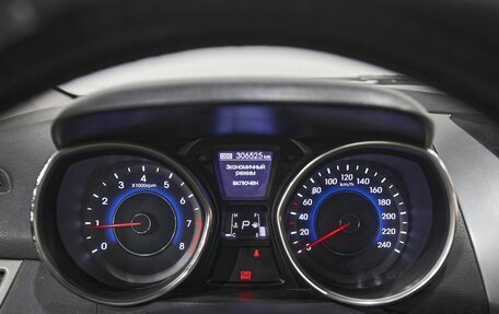Hyundai Elantra V, 2011 год, 650 000 рублей, 17 фотография