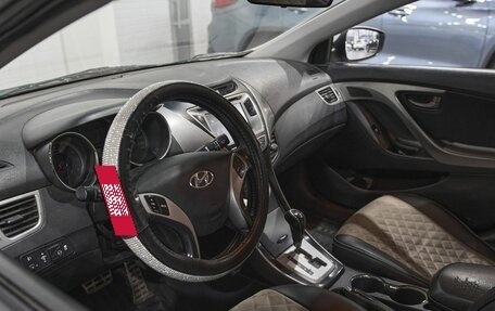 Hyundai Elantra V, 2011 год, 650 000 рублей, 28 фотография