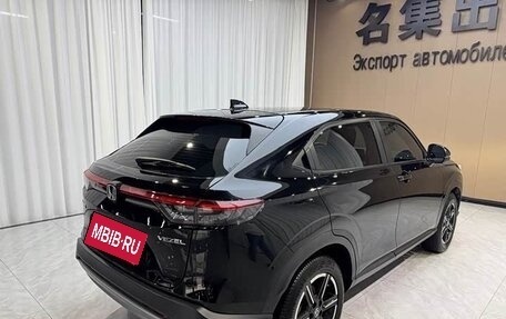 Honda Vezel, 2023 год, 1 650 000 рублей, 4 фотография