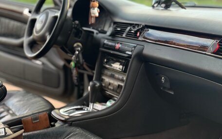 Audi A6, 1998 год, 399 999 рублей, 10 фотография