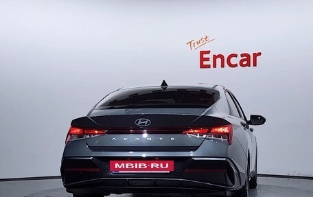 Hyundai Avante, 2025 год, 1 800 000 рублей, 4 фотография