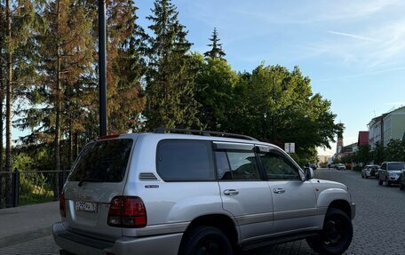 Toyota Land Cruiser 100 рестайлинг 2, 2001 год, 1 550 000 рублей, 3 фотография