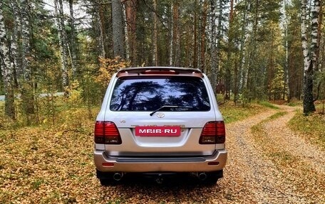 Toyota Land Cruiser 100 рестайлинг 2, 2001 год, 1 550 000 рублей, 12 фотография
