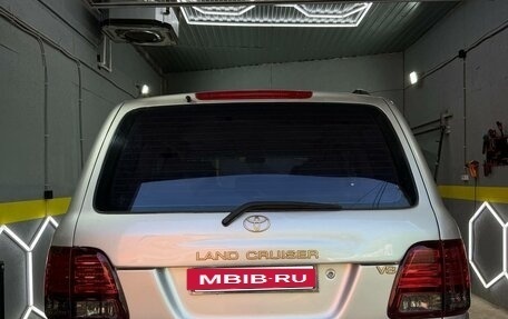 Toyota Land Cruiser 100 рестайлинг 2, 2001 год, 1 550 000 рублей, 7 фотография