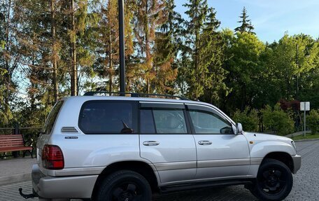 Toyota Land Cruiser 100 рестайлинг 2, 2001 год, 1 550 000 рублей, 25 фотография