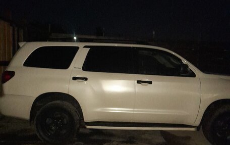 Toyota Sequoia II рестайлинг, 2011 год, 3 550 000 рублей, 13 фотография