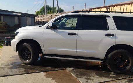 Toyota Sequoia II рестайлинг, 2011 год, 3 550 000 рублей, 16 фотография