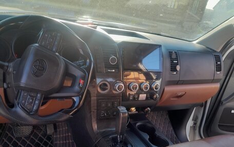 Toyota Sequoia II рестайлинг, 2011 год, 3 550 000 рублей, 11 фотография