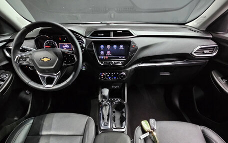 Chevrolet TrailBlazer, 2023 год, 1 400 000 рублей, 8 фотография