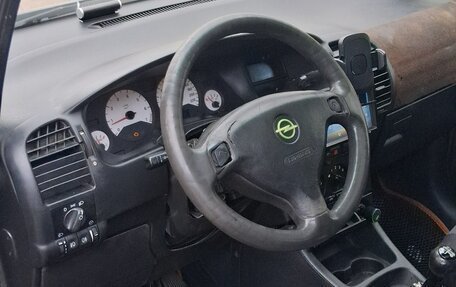 Opel Zafira A рестайлинг, 1999 год, 111 111 рублей, 5 фотография