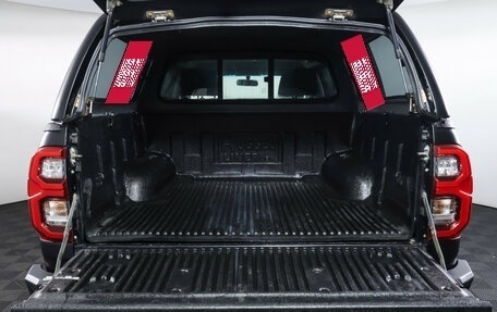 Toyota Hilux VIII, 2022 год, 4 400 000 рублей, 9 фотография