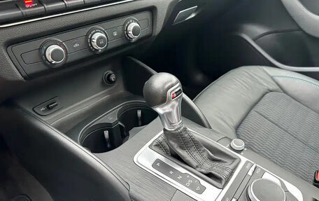 Audi A3, 2018 год, 1 400 035 рублей, 24 фотография