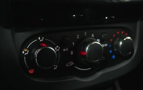 Renault Duster I рестайлинг, 2017 год, 1 205 000 рублей, 13 фотография
