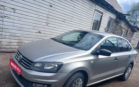 Volkswagen Polo VI (EU Market), 2018 год, 615 000 рублей, 2 фотография