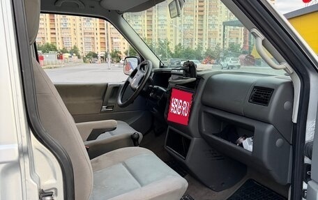 Volkswagen Multivan T4, 2003 год, 450 000 рублей, 8 фотография