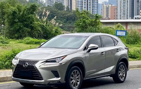 Lexus NX I, 2020 год, 2 500 000 рублей, 2 фотография