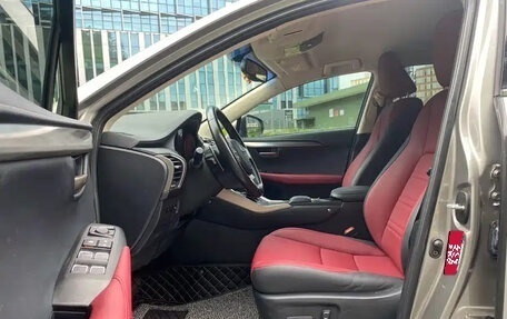 Lexus NX I, 2020 год, 2 500 000 рублей, 6 фотография