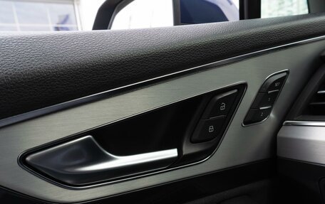 Audi Q7, 2019 год, 5 799 000 рублей, 28 фотография