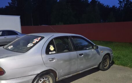 Nissan Almera, 1997 год, 60 000 рублей, 3 фотография