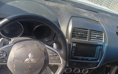 Mitsubishi ASX I рестайлинг, 2013 год, 700 000 рублей, 13 фотография