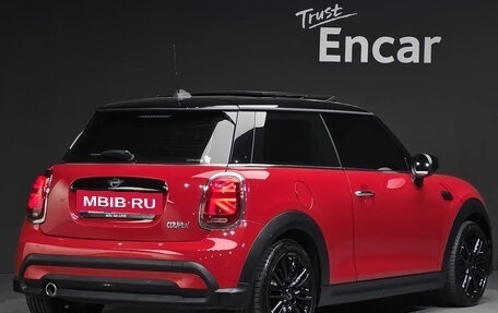 MINI Hatch, 2023 год, 1 900 000 рублей, 4 фотография