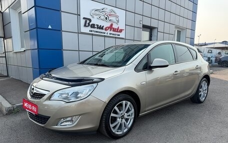 Opel Astra J, 2012 год, 747 000 рублей, 2 фотография