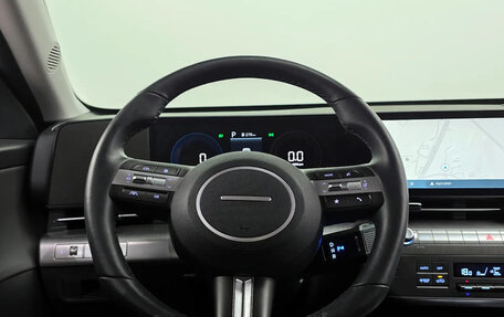 Hyundai Kona, 2023 год, 1 720 000 рублей, 8 фотография