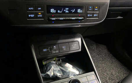 Hyundai Kona, 2023 год, 1 720 000 рублей, 16 фотография