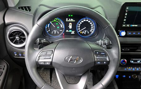 Hyundai Kona, 2023 год, 1 700 000 рублей, 6 фотография