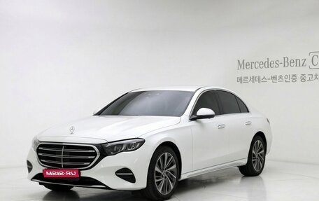 Mercedes-Benz E-Класс, 2024 год, 5 898 000 рублей, 1 фотография