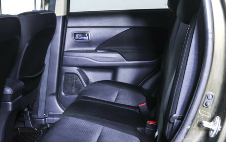 Mitsubishi Outlander III рестайлинг 3, 2019 год, 2 190 000 рублей, 11 фотография