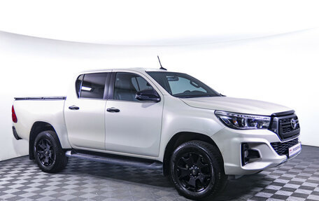 Toyota Hilux VIII, 2020 год, 4 290 000 рублей, 3 фотография